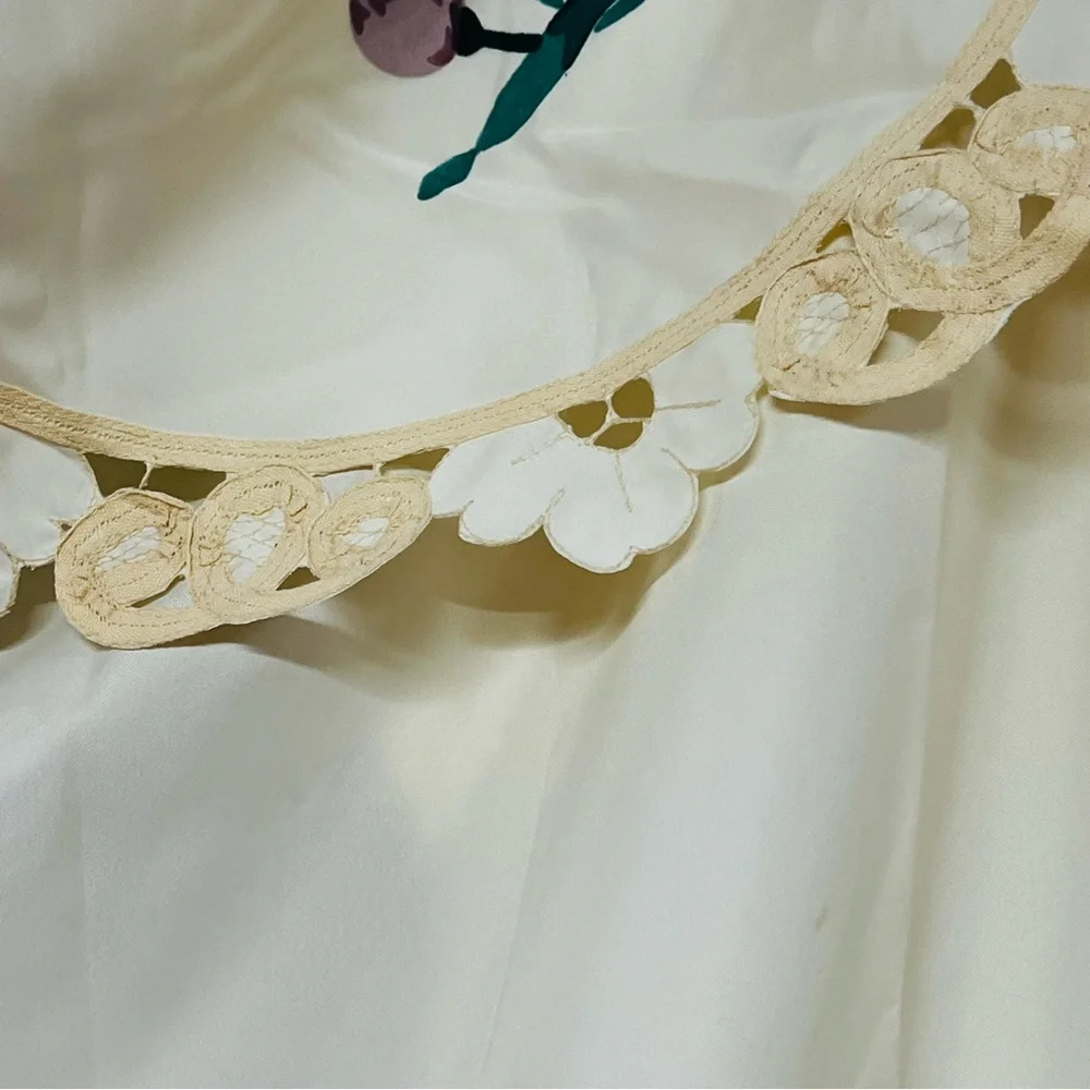 Vintage Fabric Valance Shower Curtain With Floral Design /Lace Bric-a-Brac Trim